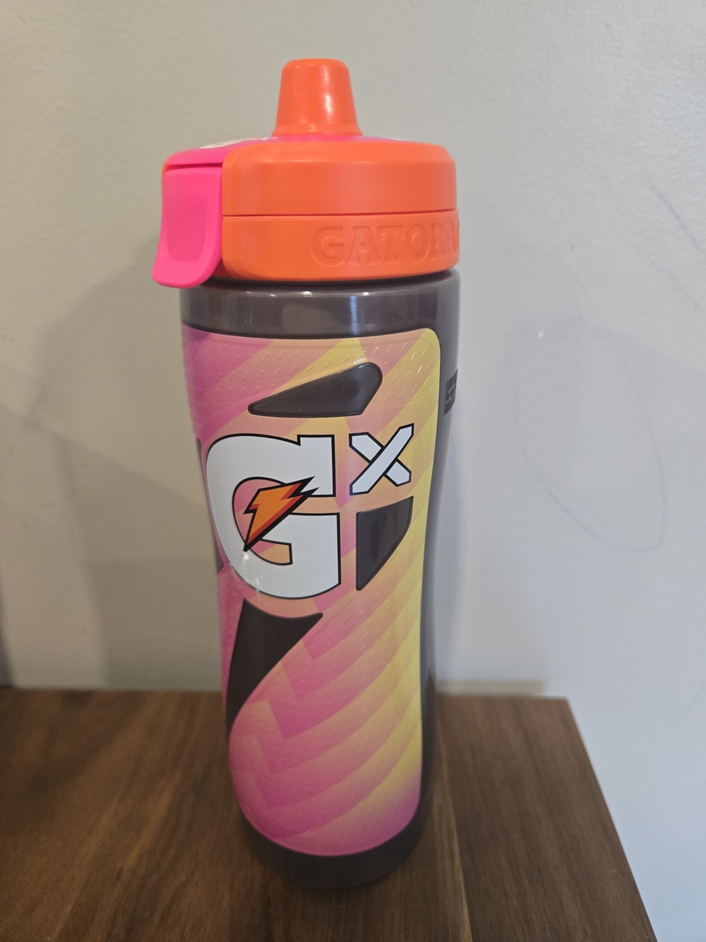 Gatorade GX Reusable Water Bottle - 2 Colors Available - Picture 3 of 6